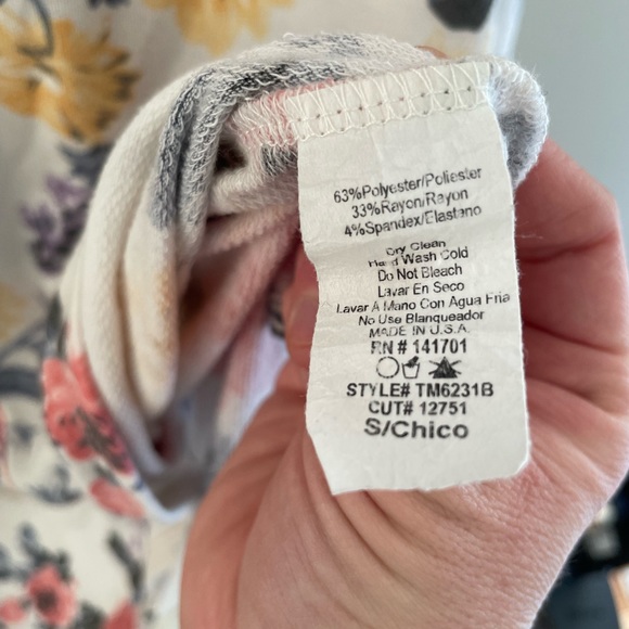 Floral oversize off the shoulder blouse - Picture 6 of 9